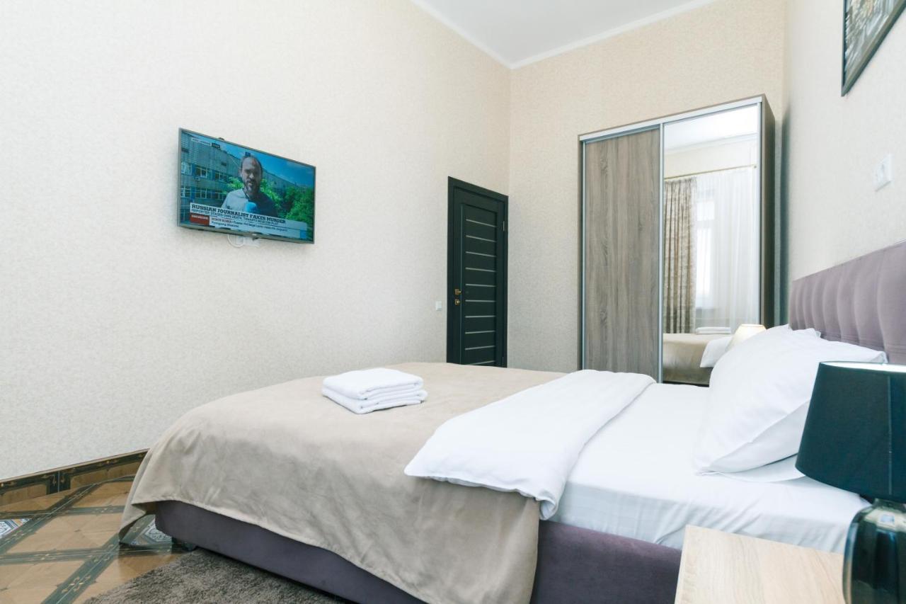 Maidan, Khreschatyk 3Br Kiev Luaran gambar