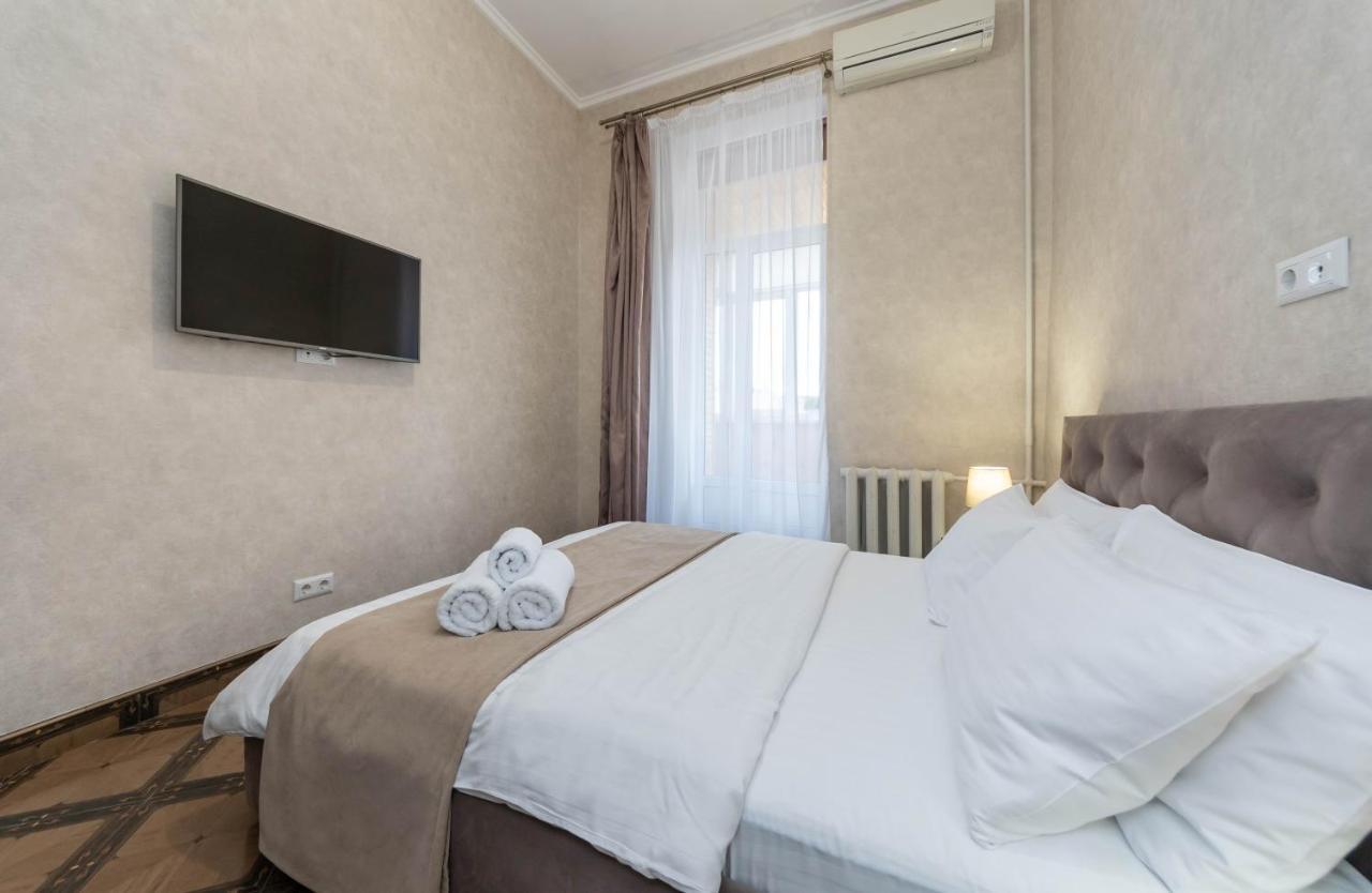 Maidan, Khreschatyk 3Br Kiev Luaran gambar